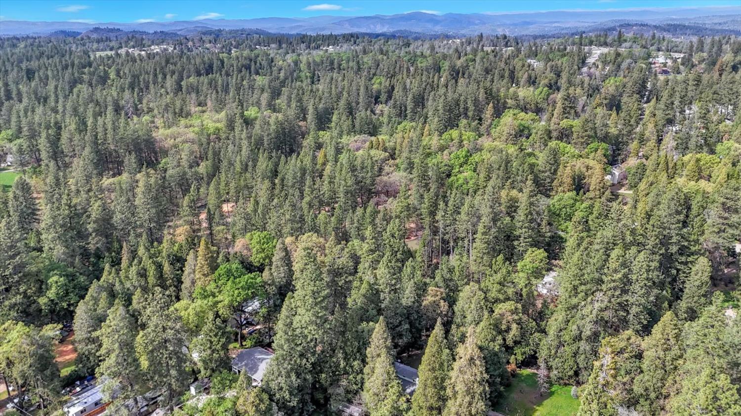 11312 Alpine Lane Grass Valley, CA 95945 - Photo 64 of 69 a view of a city and mountains