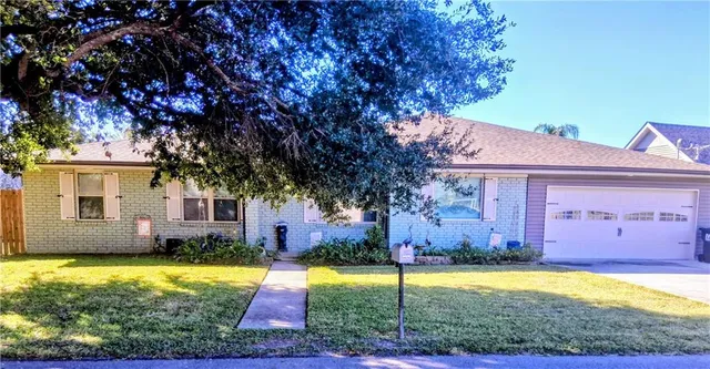 $325,000 | 8216 Saro Lane, Poydras, LA 70085
