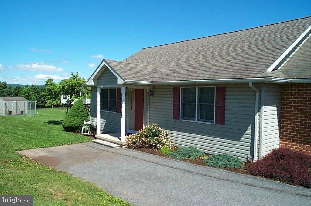 65 Binder Road Stevens, PA 17578 - Photo 4 of 21