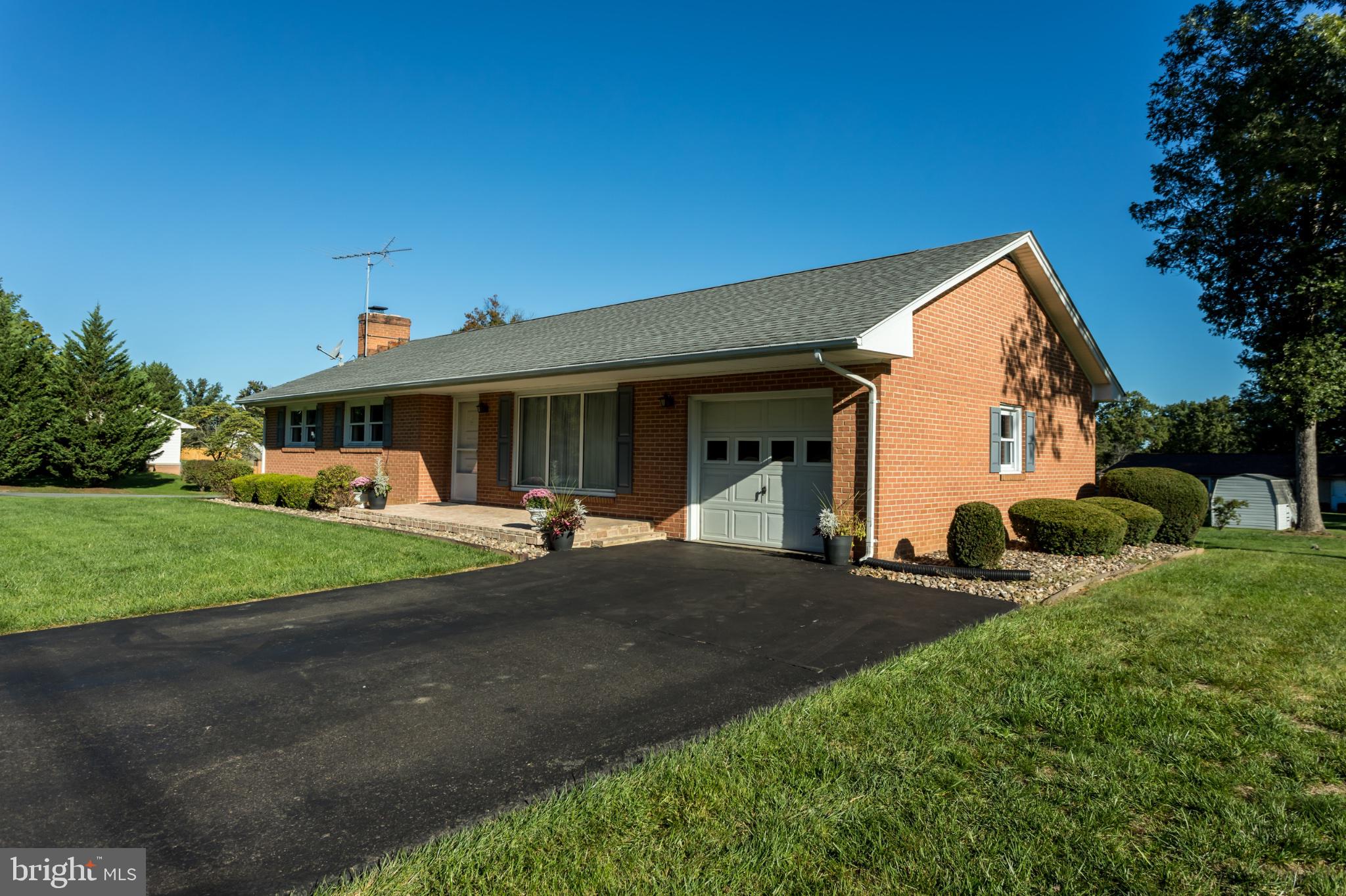 1033 Tasker Road Stephens City, VA 22655 - Photo 37 of 38 Gallery Image 37