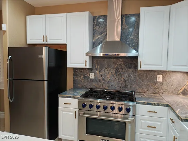 $3,750 | 266 Via Franciosa Drive, Henderson, NV 89011