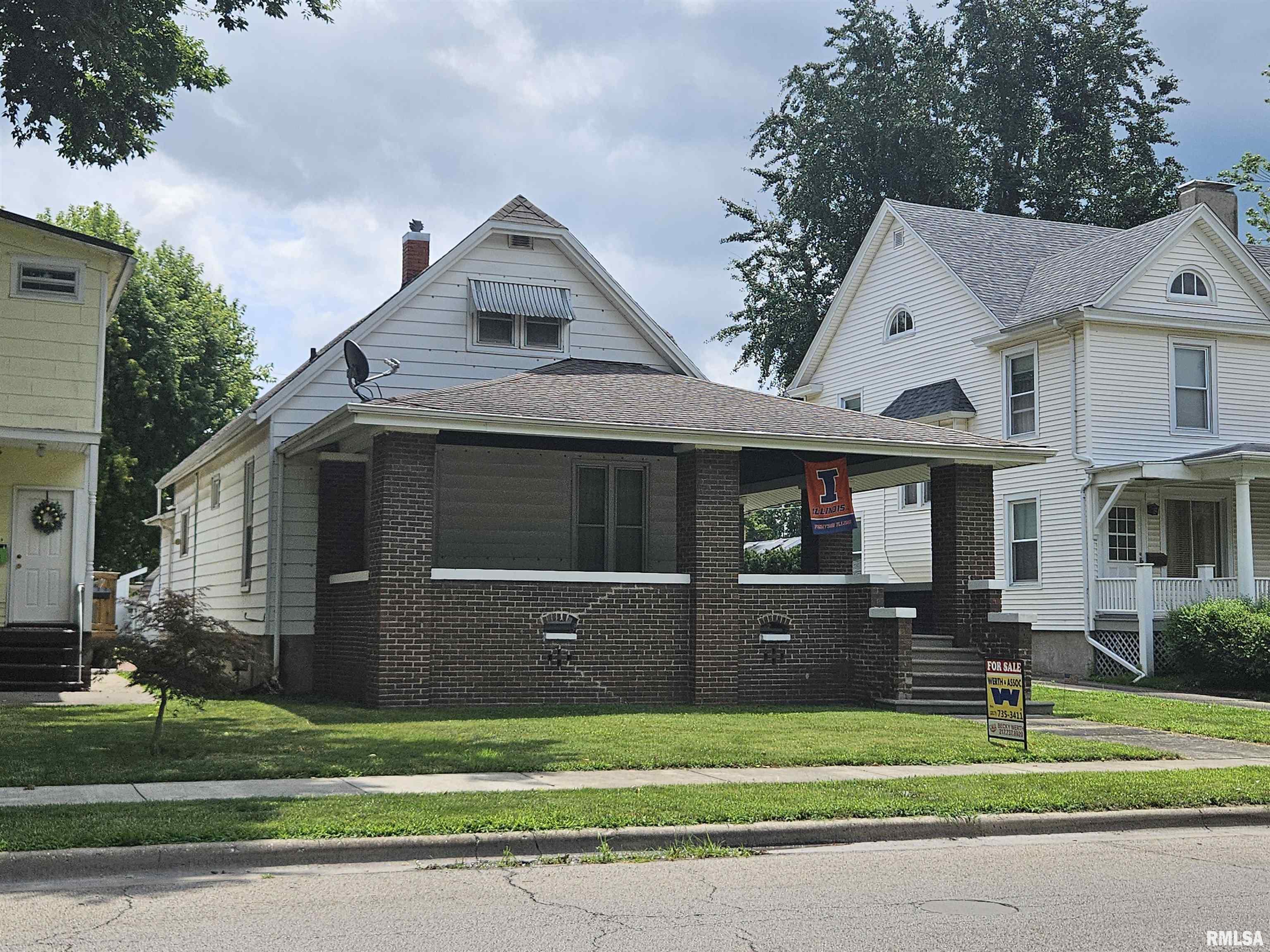 416 North Kickapoo Street Lincoln, IL 62656 - Photo 2 of 24 Gallery Image 2