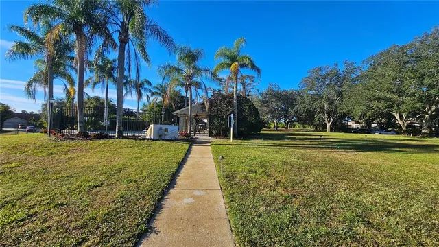 $249,900 | 2843 Thaxton Drive, Unit 33, Palm Harbor, FL 34684