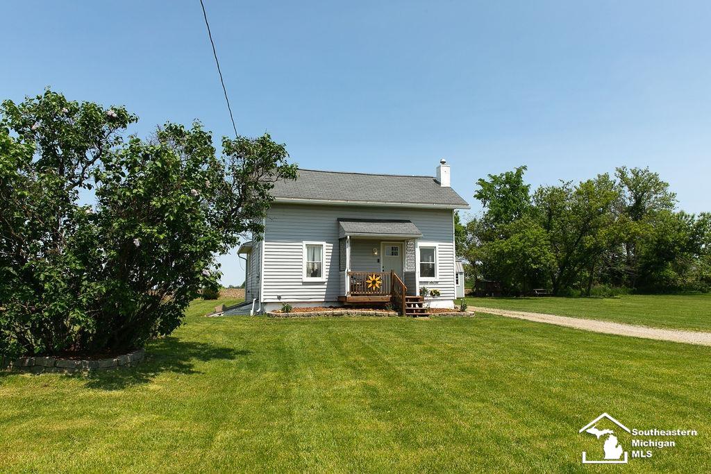 3794 West Beecher Road Adrian, MI 49221 - Photo 3 of 21