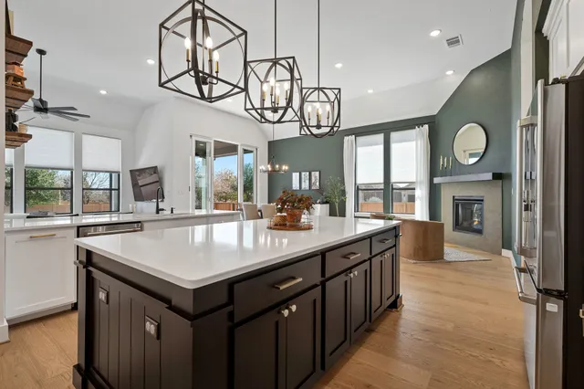 $975,000 | 159 Short Bush Pass, Austin, TX 78737