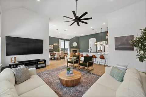 $975,000 | 159 Short Bush Pass, Austin, TX 78737