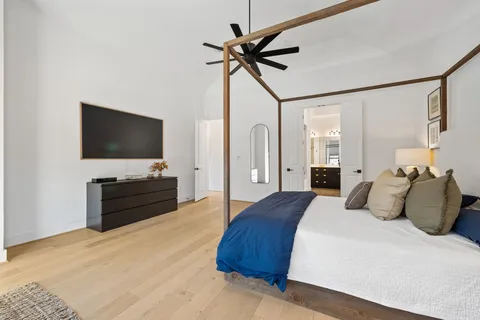 $975,000 | 159 Short Bush Pass, Austin, TX 78737