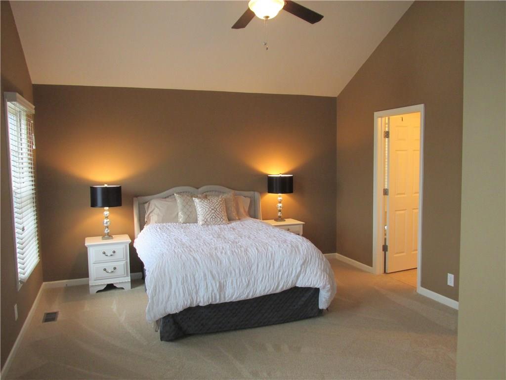 2023 Rhettsbury Street Carmel, IN 46032 - Photo 13 of 33 Gallery Image 13