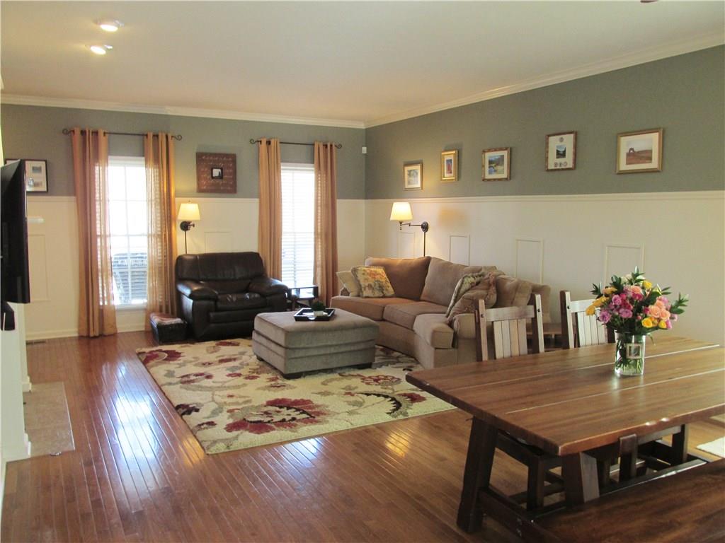 2023 Rhettsbury Street Carmel, IN 46032 - Photo 6 of 33 Gallery Image 6