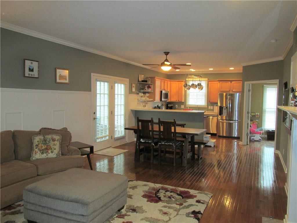 2023 Rhettsbury Street Carmel, IN 46032 - Photo 7 of 33 Gallery Image 7