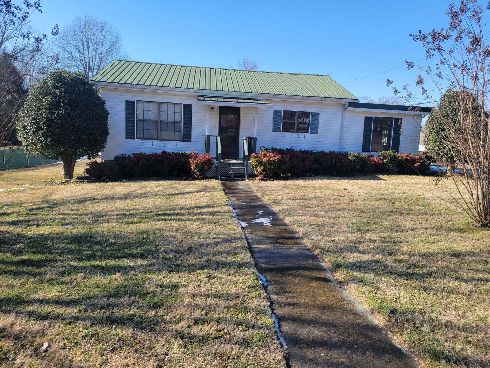 2824 Blackburn Front of house 1