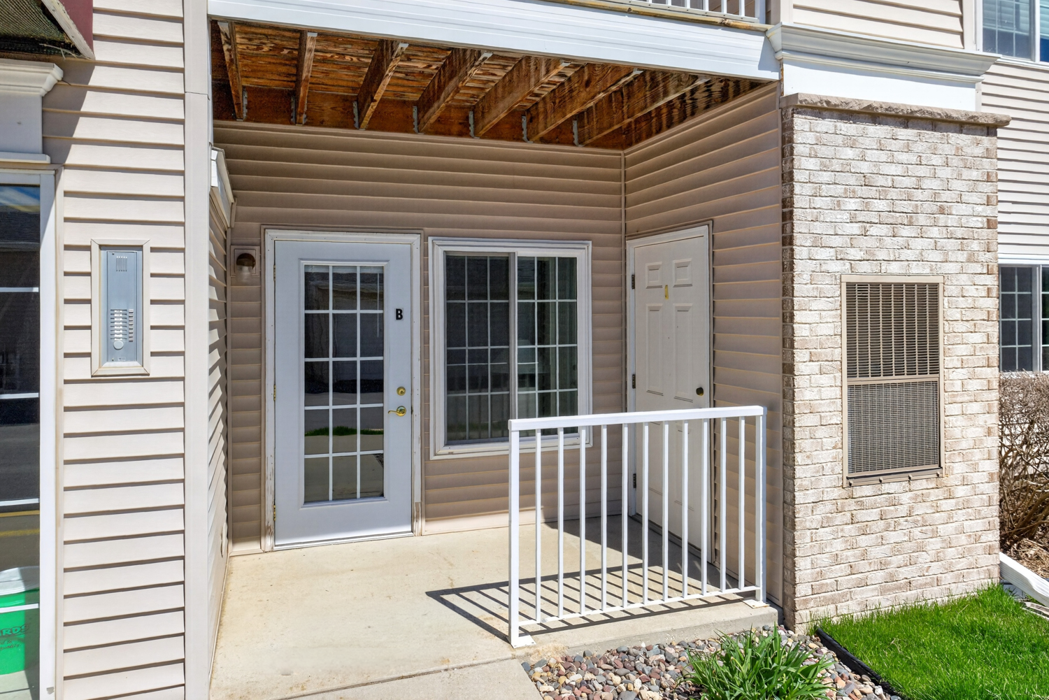 3714 9th Street Northwest, Unit B Rochester, MN 55901 - Photo 3 of 17
