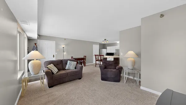 $174,500 | 3714 9th Street Northwest, Unit B, Rochester, MN 55901
