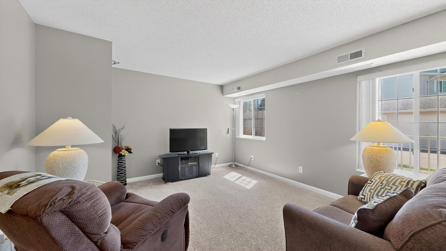 3714 9th Street Northwest, Unit B Rochester, MN 55901 - Photo 5 of 17