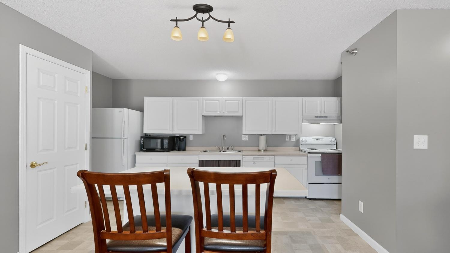 3714 9th Street Northwest, Unit B Rochester, MN 55901 - Photo 8 of 17