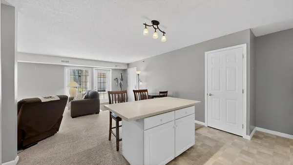 $174,500 | 3714 9th Street Northwest, Unit B, Rochester, MN 55901