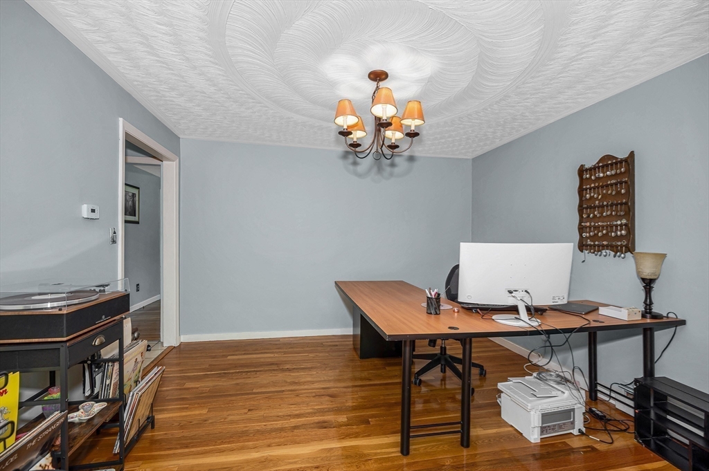 49 Countryside Road Grafton, MA 01536 - Photo 11 of 36