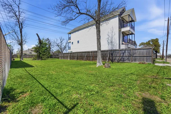 $180,000 | 3011 Elysian Street, Houston, TX 77009