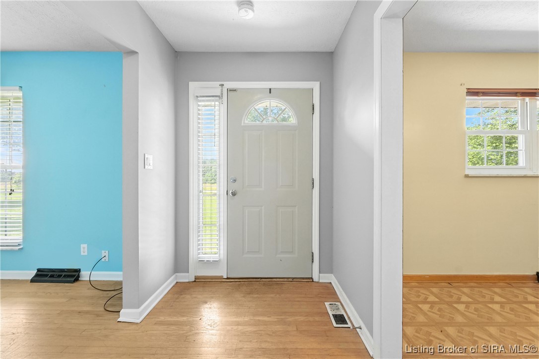6706 Vesta Road Charlestown, IN 47111 - Photo 4 of 21 Gallery Image 4