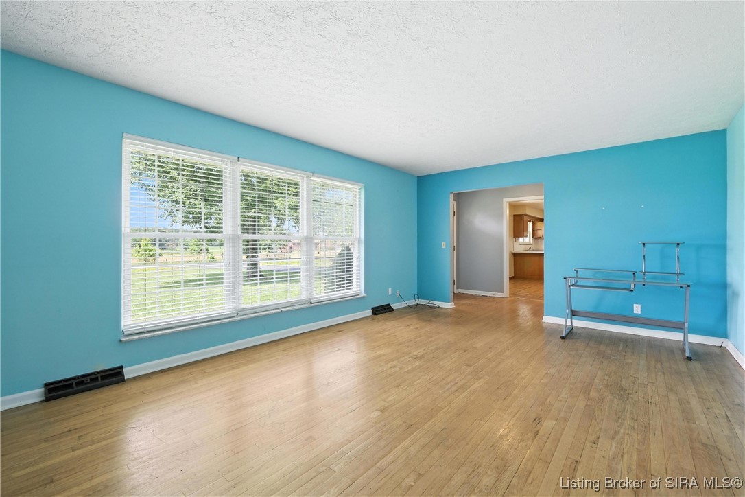 6706 Vesta Road Charlestown, IN 47111 - Photo 7 of 21 Gallery Image 7