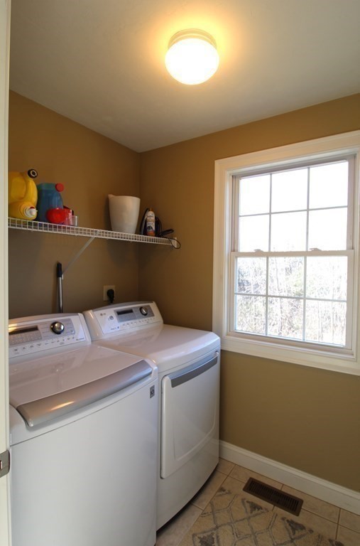 80 Snake Hill Road Ayer, MA 01432 - Photo 11 of 42