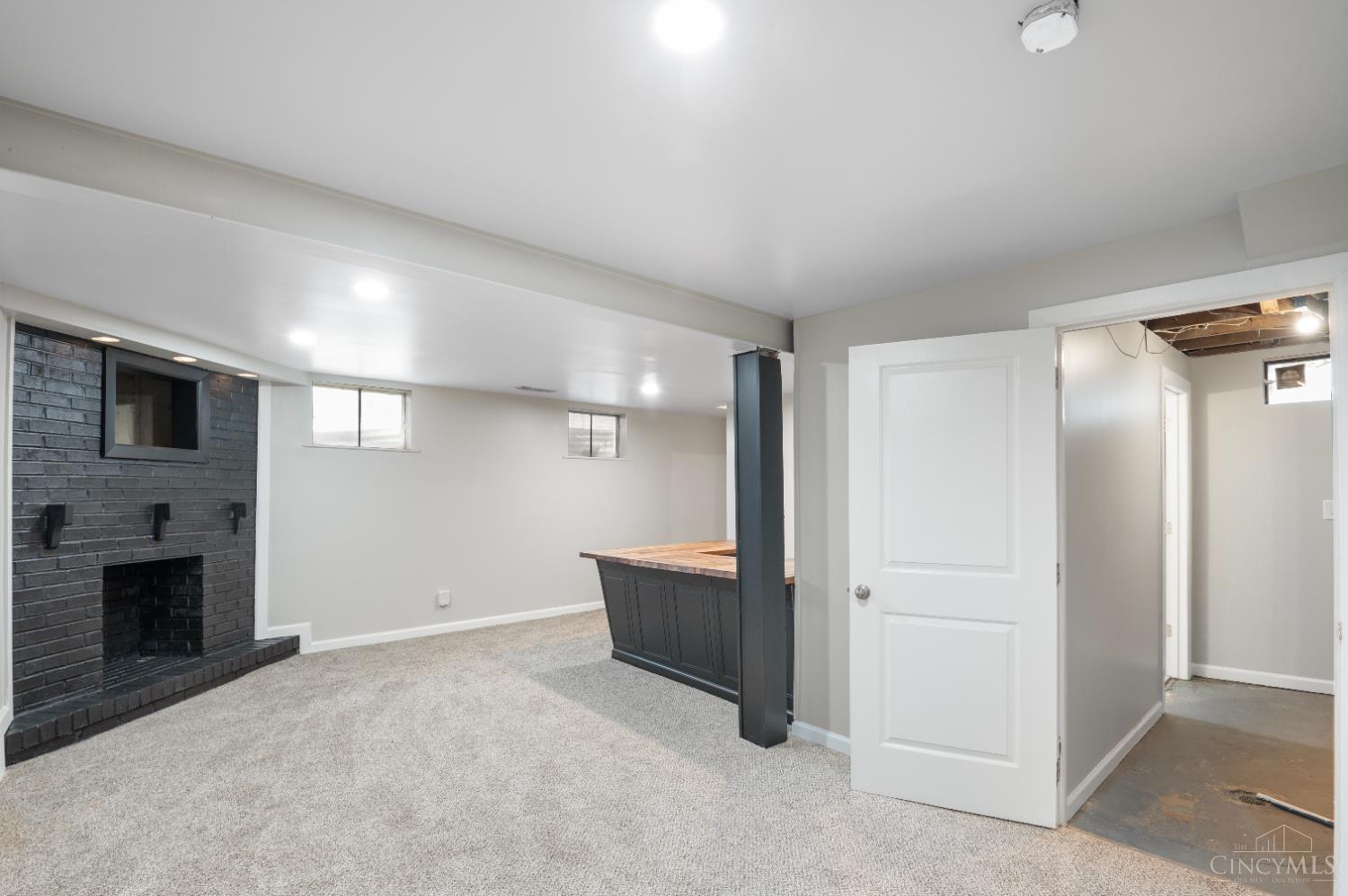 8784 Pippin Road Cincinnati, OH 45231 - Photo 23 of 31 Gallery Image 23