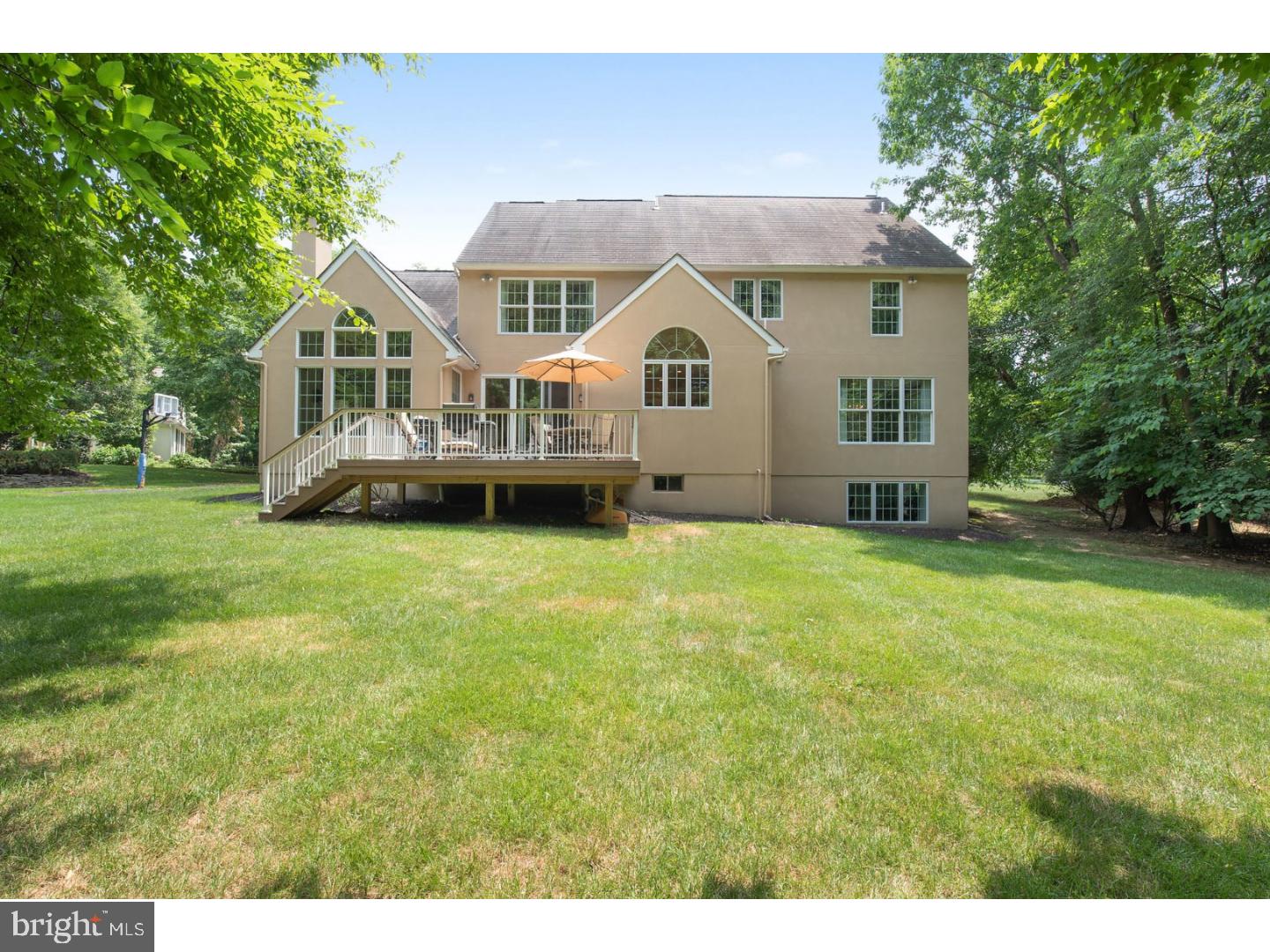 822 Caldwell Road Wayne, PA 19087 - Photo 2 of 24 Exterior Back