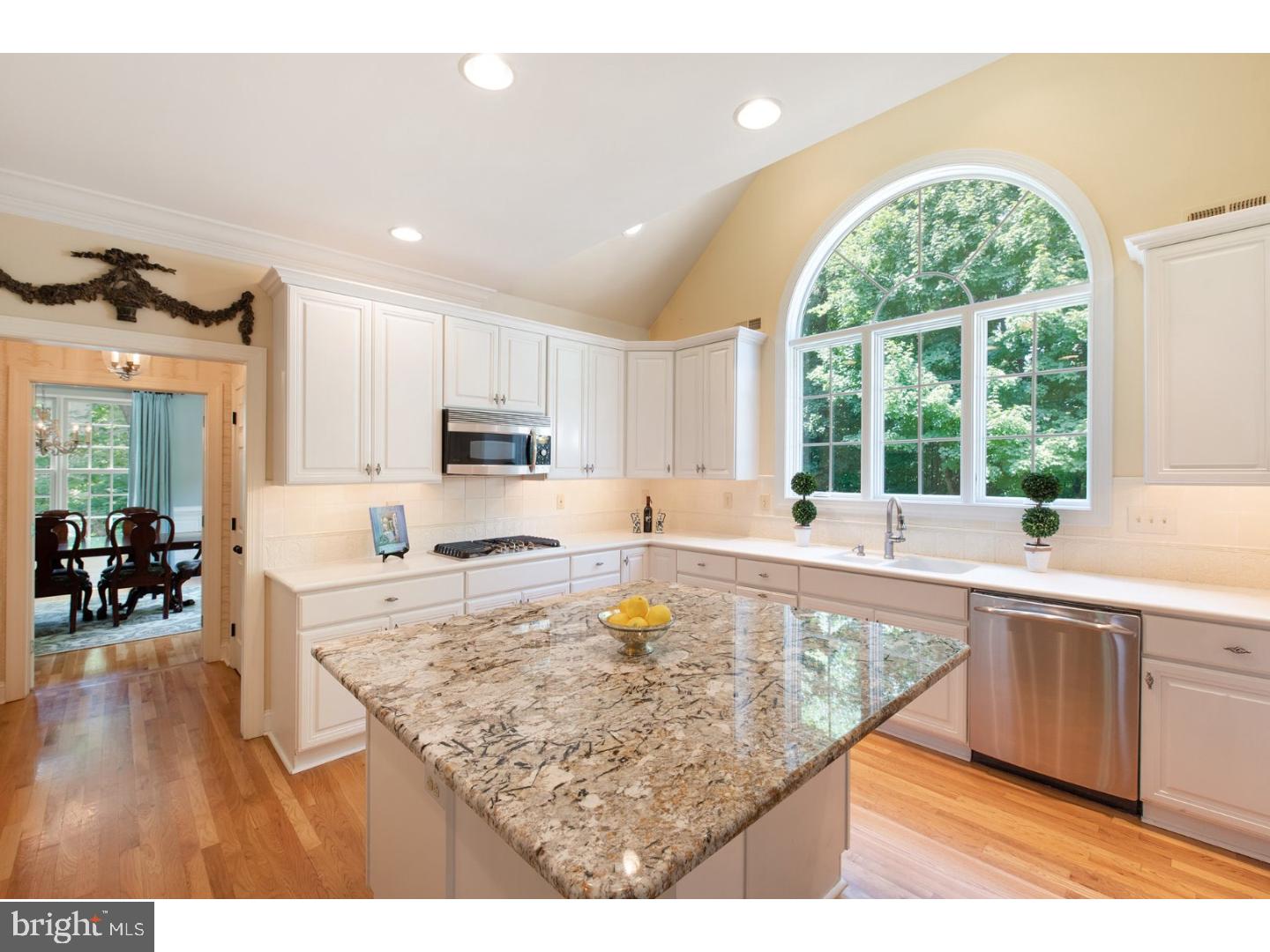 822 Caldwell Road Wayne, PA 19087 - Photo 13 of 24 Kitchen