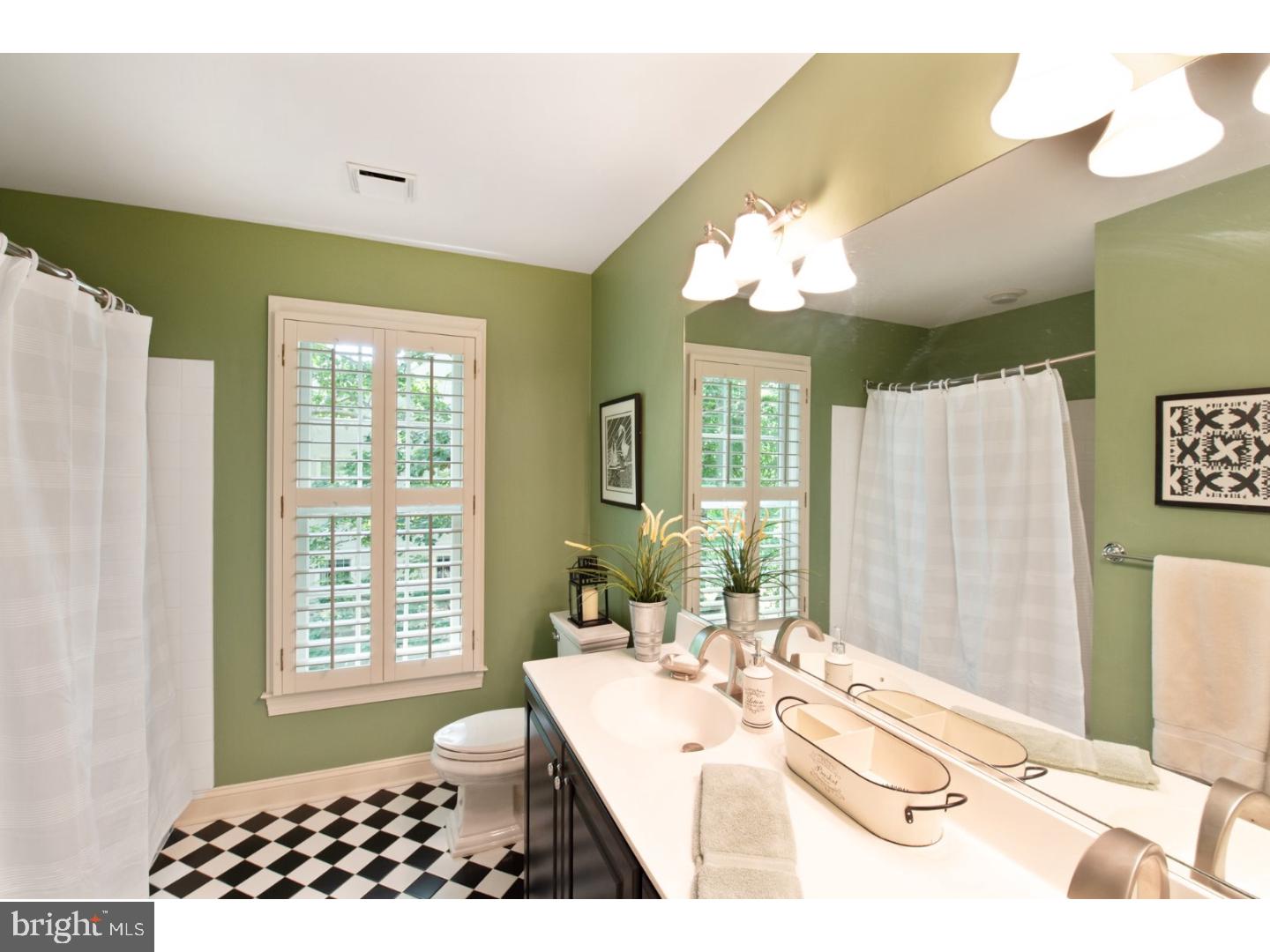 822 Caldwell Road Wayne, PA 19087 - Photo 22 of 24 Bathroom
