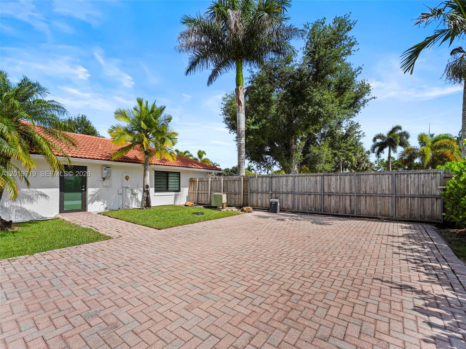 18733 Southwest 293rd Terrace Homestead, FL 33030 - Photo 38 of 55