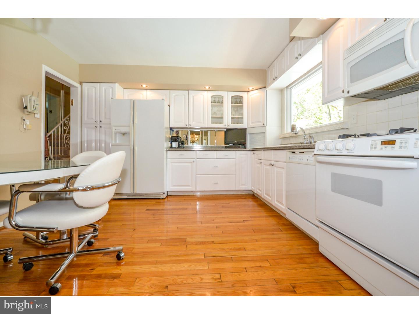 1231 Fleetwood Road Rydal, PA 19046 - Photo 12 of 25 Kitchen