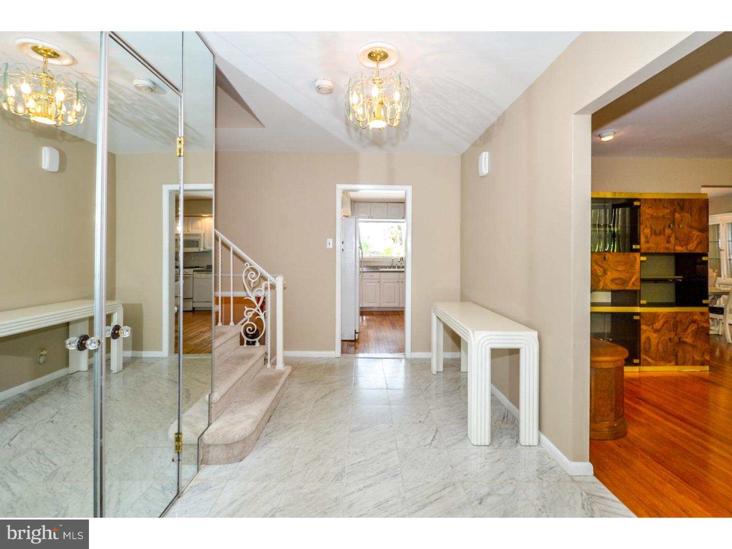 1231 Fleetwood Road Rydal, PA 19046 - Photo 7 of 25 Foyer