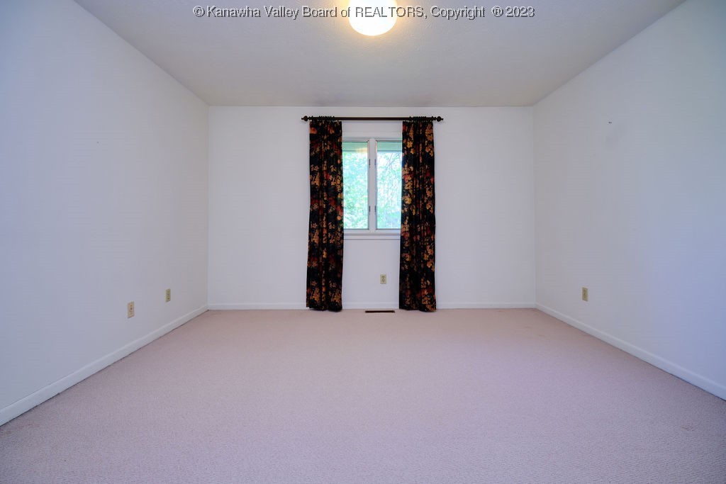 1801 Shadybrook Road Charleston, WV 25314 - Photo 26 of 37 Gallery Image 26