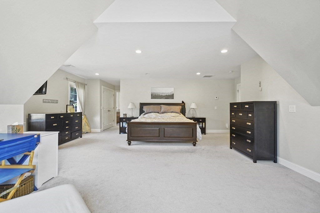 54 Absolom Way Hanover, MA 02339 - Photo 19 of 42 Gallery Image 19