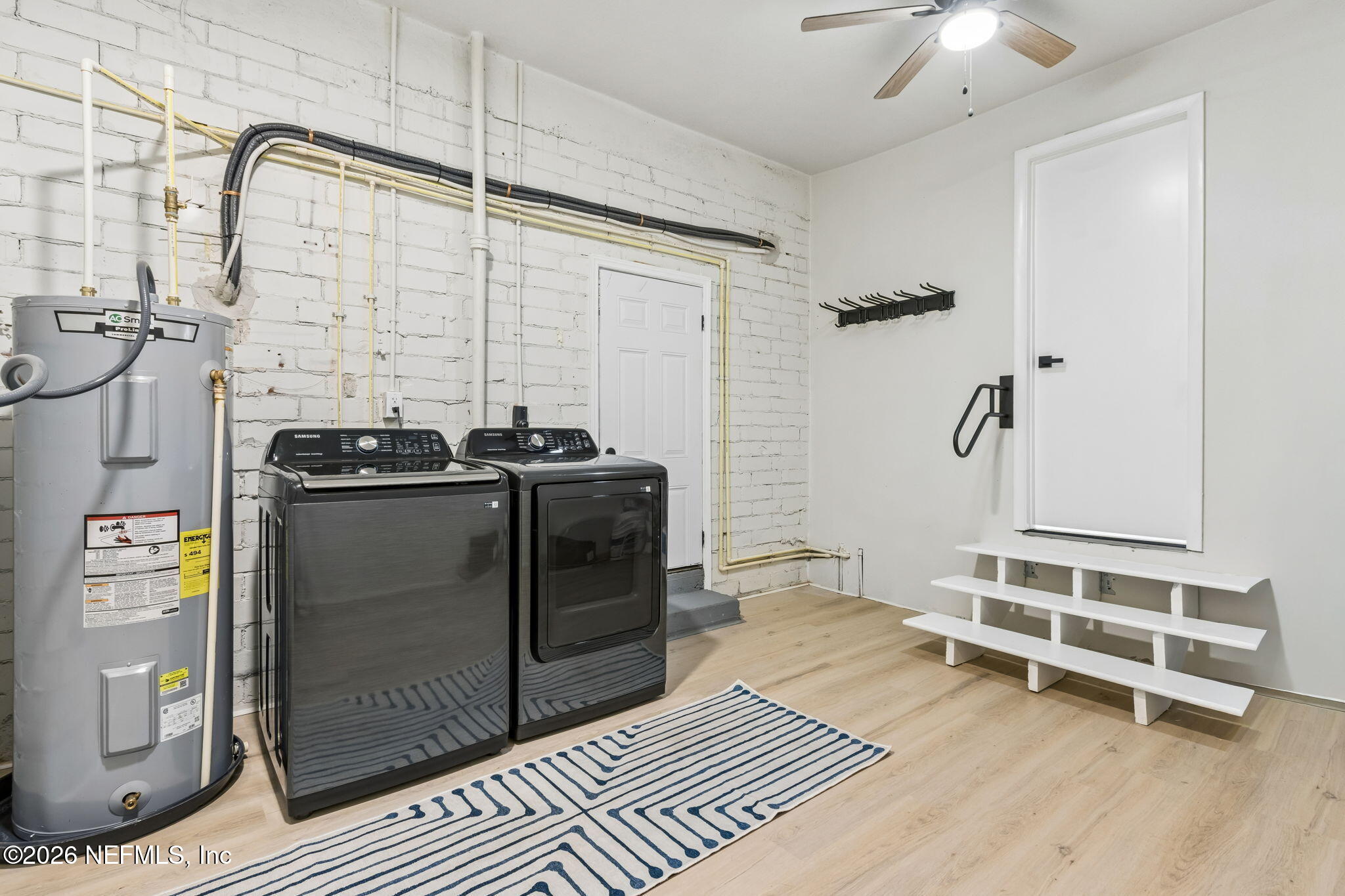 3668 Marianna Road Jacksonville, FL 32217 - Photo 24 of 27 a view of a walk in closet