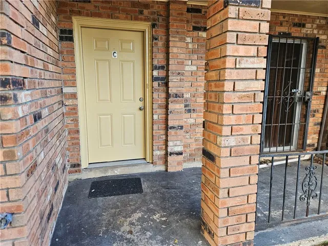 $1,500 | 11040 Roger Drive, Unit C, New Orleans, LA 70127