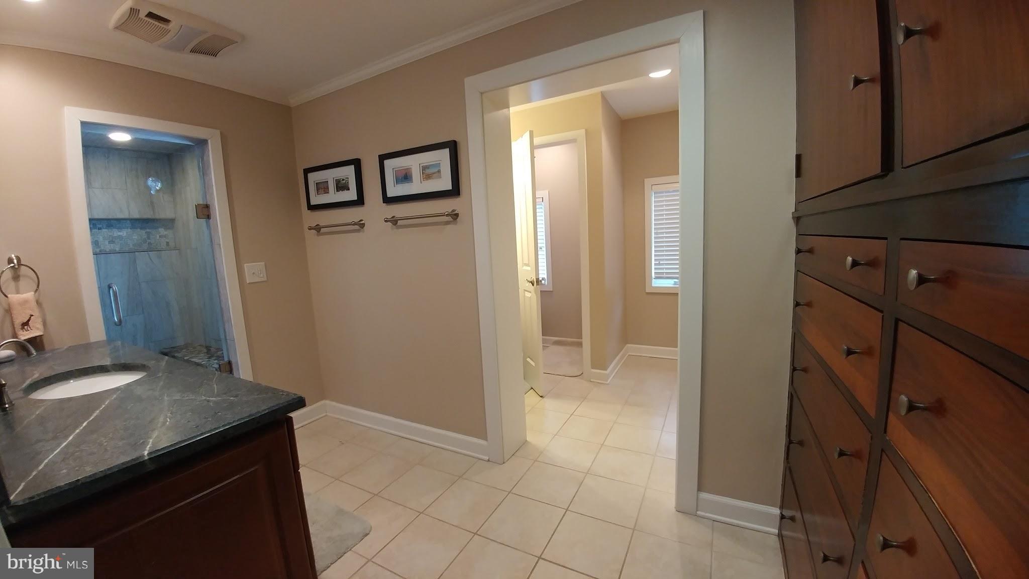 136 Roszel Road Winchester, VA 22601 - Photo 8 of 27 Interior (General)