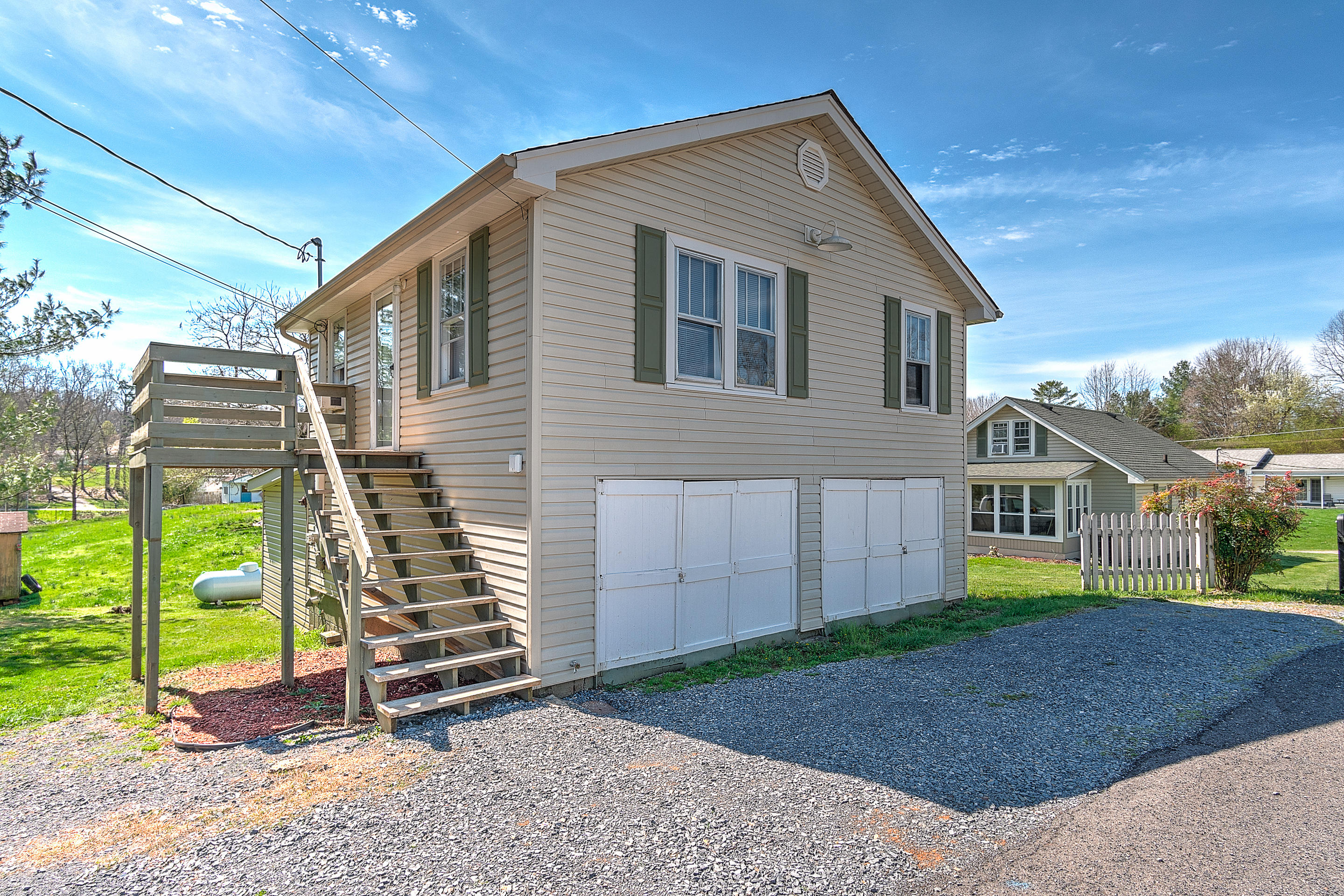 2138 6th Street Bristol, TN 37620 - Photo 31 of 44 exterior_mls-6