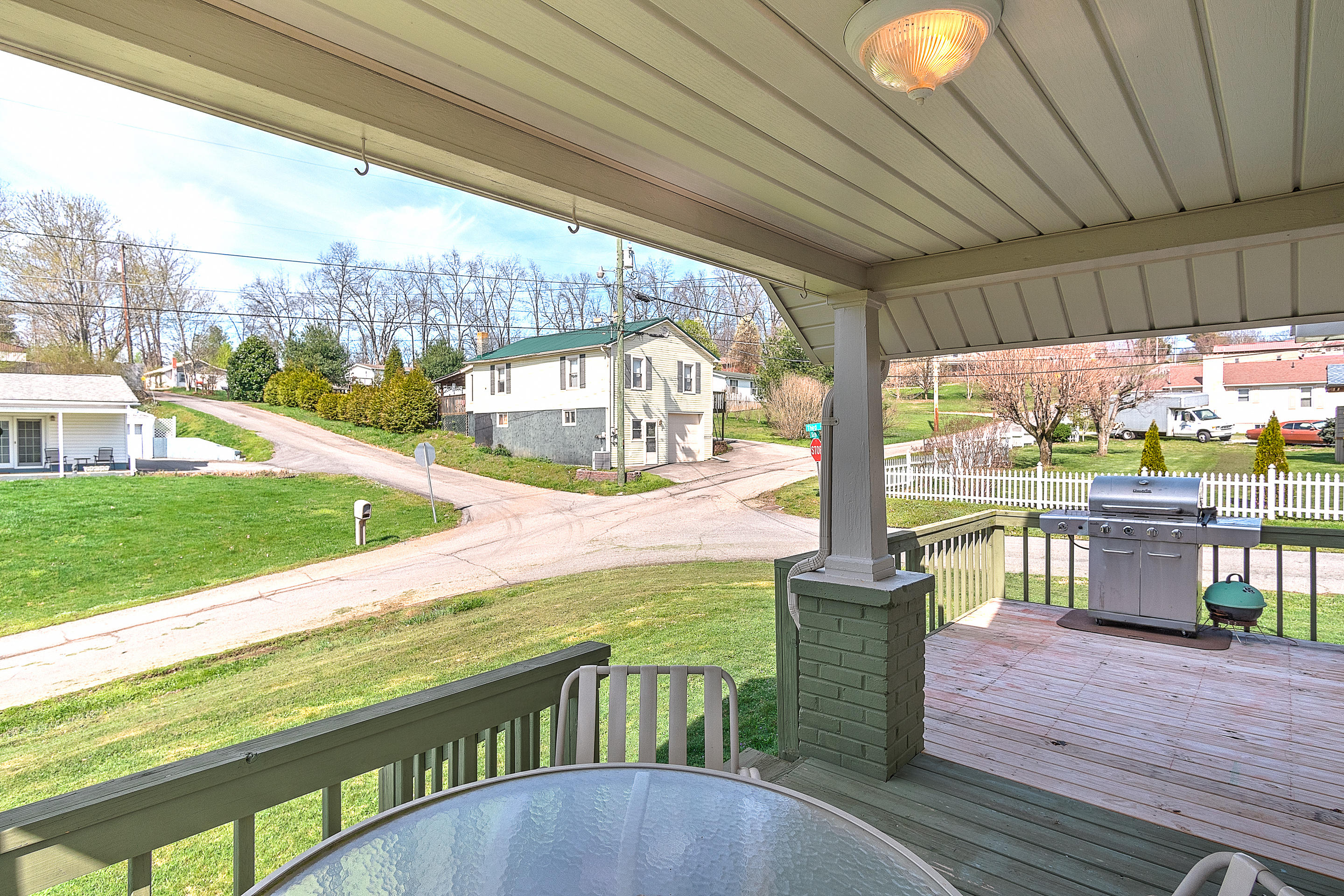 2138 6th Street Bristol, TN 37620 - Photo 8 of 44 exterior_mls-2