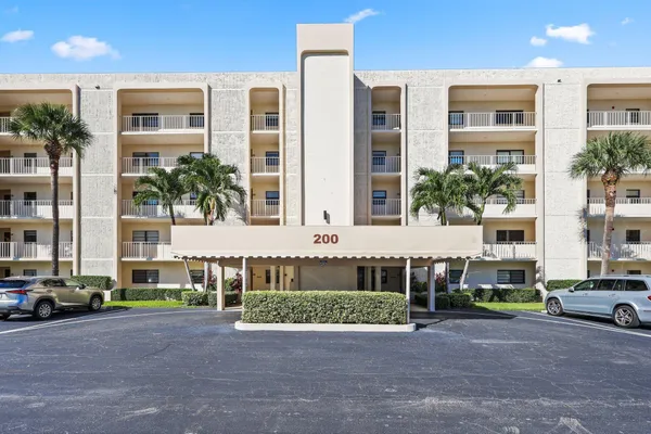 $3,500 | 200 Intracoastal Place, Unit 206, Jupiter, FL 33469
