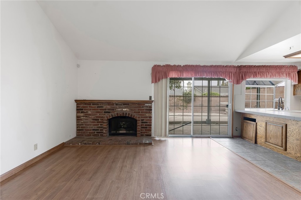 2125 Ecroyd Avenue Simi Valley, CA 93063 - Photo 12 of 23