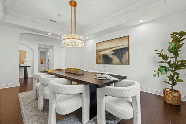 $3,695,000 | 5012 Gerald Avenue, Encino, CA 91436