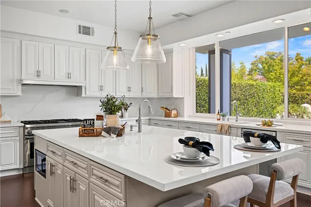 $3,695,000 | 5012 Gerald Avenue, Encino, CA 91436