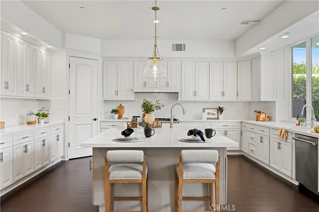 $3,695,000 | 5012 Gerald Avenue, Encino, CA 91436