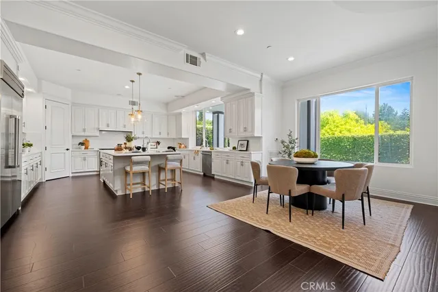 $3,695,000 | 5012 Gerald Avenue, Encino, CA 91436