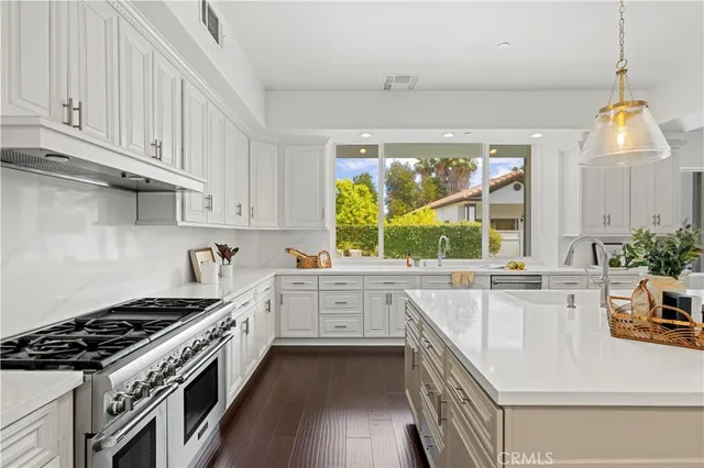 $3,695,000 | 5012 Gerald Avenue, Encino, CA 91436