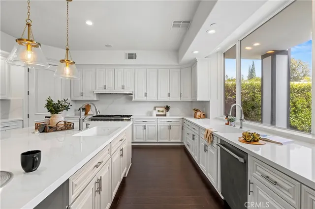 $3,695,000 | 5012 Gerald Avenue, Encino, CA 91436