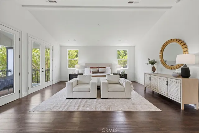 $3,695,000 | 5012 Gerald Avenue, Encino, CA 91436