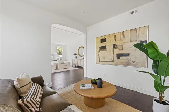 $3,695,000 | 5012 Gerald Avenue, Encino, CA 91436