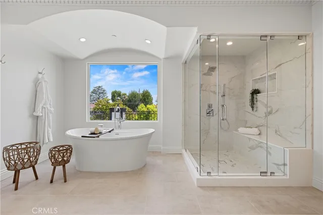 $3,695,000 | 5012 Gerald Avenue, Encino, CA 91436